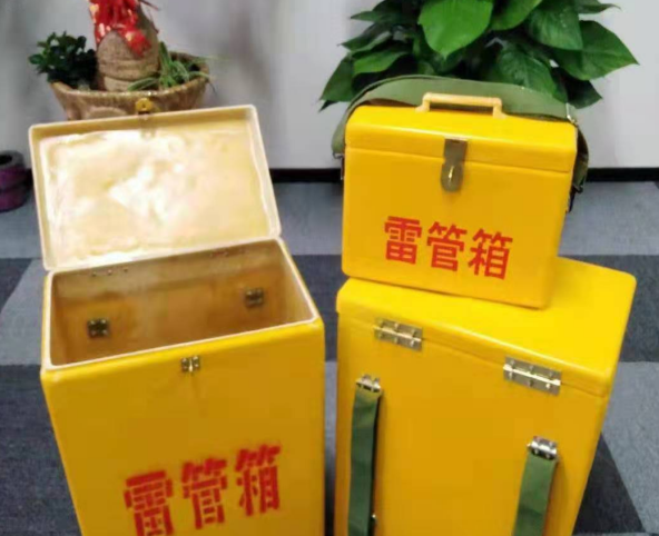云龙玻璃钢雷管箱有哪些特点